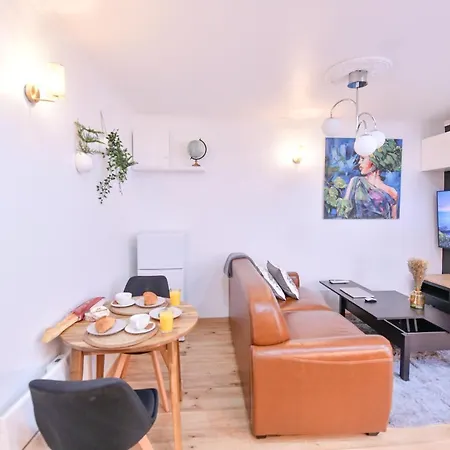 La - Charming 2 Lägenhet *