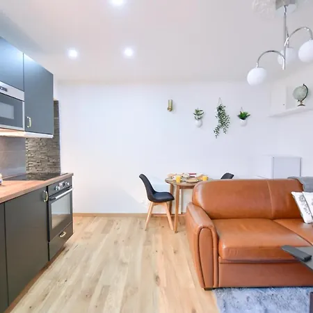 La - Charming 2 * Paris